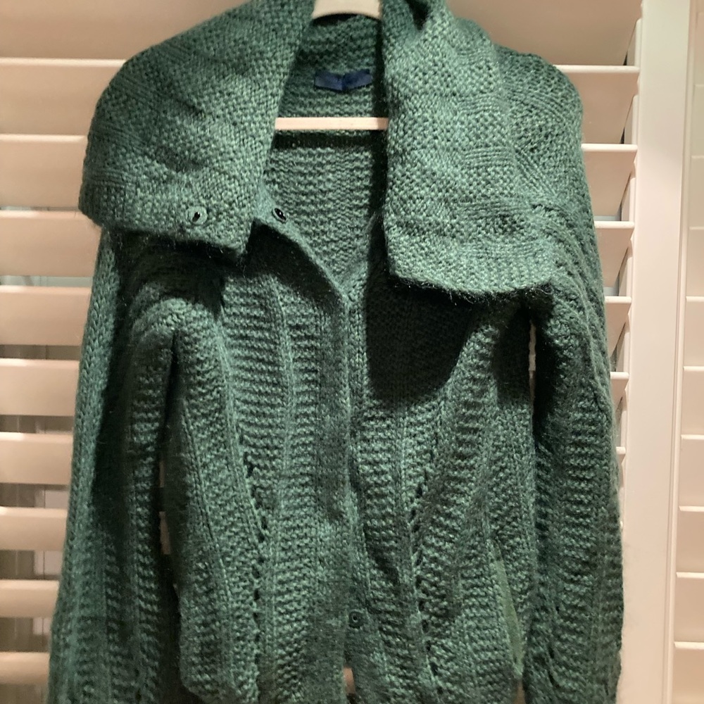 Beautiful green hand knitted sweater by Piazza Sempione (never worn) (Italian)